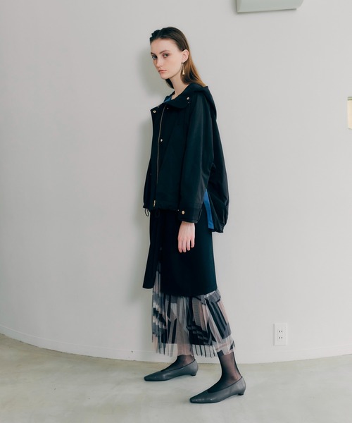 YECCA VECCA（イェッカヴェッカ）の「幾何学柄チュールプリーツスカート（スカート・レディース・ベージュ/グリーン・FREE）」の9枚目の写真