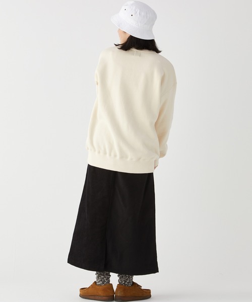 KRIFF MAYER Lady's Collection(クリフメイヤーレディースコレクション)の「裏起毛ユルクルー(ワッペン)(スウェット・レディース・モカ/チャコール/カラフル/ネイビー/グレー/レンガ/グリーン/ナチュラル・LARGE/MEDIUM)」の16枚目の写真