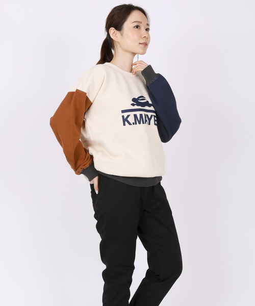 KRIFF MAYER Lady's Collection(クリフメイヤーレディースコレクション)の「裏起毛ユルクルー(ワッペン)(スウェット・レディース・モカ/チャコール/カラフル/ネイビー/グレー/レンガ/グリーン/ナチュラル・LARGE/MEDIUM)」の17枚目の写真