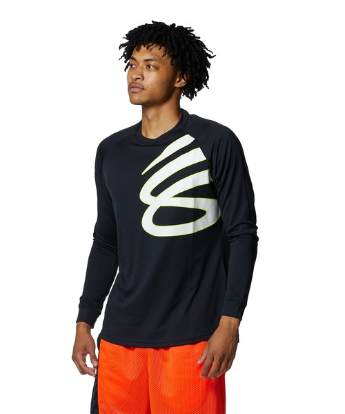 UNDER ARMOUR(アンダーアーマー)の「カリー テック ロングスリーブ Tシャツ 〈カリーロゴ〉(バスケットボール/メンズ)(Tシャツ/カットソー・メンズ・ブラック/ホワイト・S/L/XL/M/XXL/3XL)」の1枚目の写真