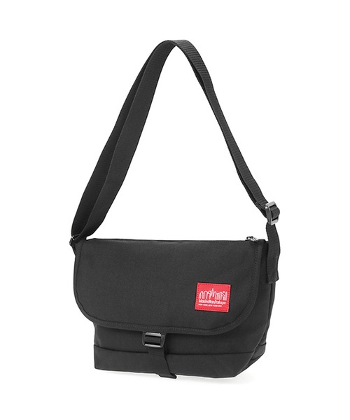 Manhattan Portage（マンハッタンポーテージ）の「Nylon Messenger Bag JRS Flap Zipper Pocket（メッセンジャーバッグ・メンズ・ブラック・SMALL）」の13枚目の写真