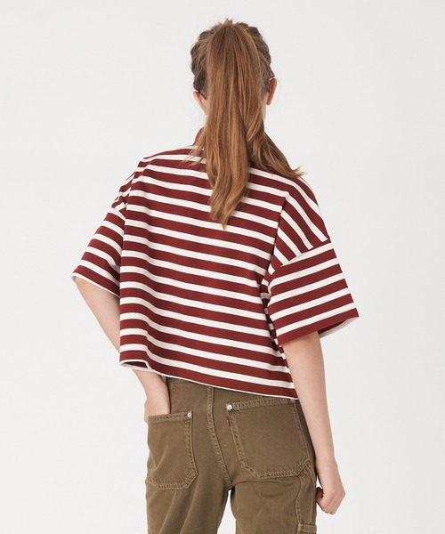 Levi's（リーバイス）の「Levi's/リーバイス クロップド ポロシャツ FIRED BRICK（Tシャツ/カットソー・レディース・レッド・S/XS/M）」の4枚目の写真