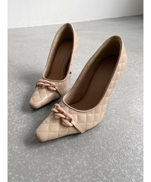 RESEXXY（リゼクシー）の「セイムカラーチェーンパンプス（パンプス・レディース・ブラック/ピンク/ベージュ・SMALL/MEDIUM/LARGE）」の3枚目の写真