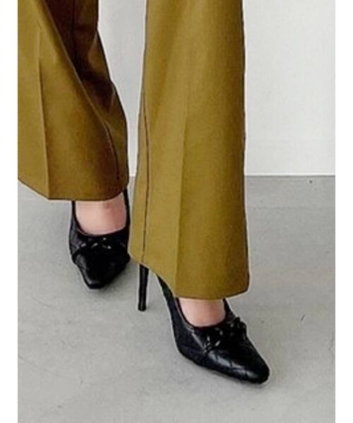 RESEXXY（リゼクシー）の「セイムカラーチェーンパンプス（パンプス・レディース・ブラック/ピンク/ベージュ・SMALL/MEDIUM/LARGE）」の2枚目の写真