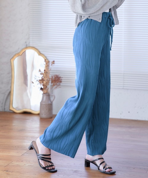 anown(アノン)の「変形プリーツ ワイドパンツ ストレートパンツ プリーツパンツ カラーパンツ セルフカット 低身長 パンツ ウエストゴム(その他パンツ・レディース・ブルー/ブラック/グリーン・FREE)」の5枚目の写真