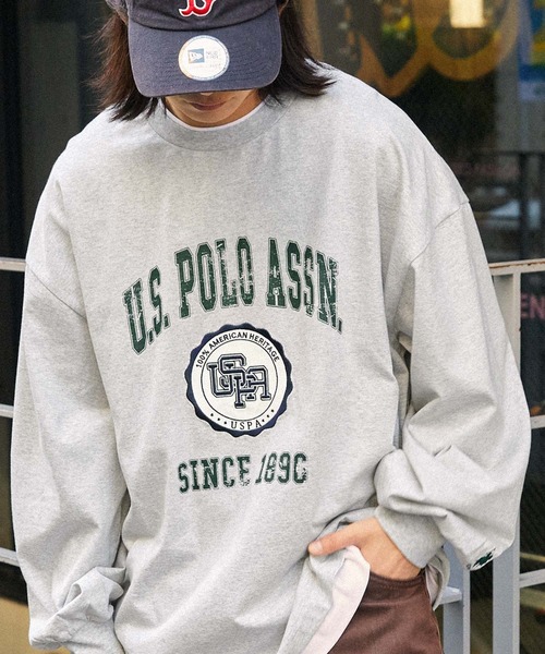 U.S. POLO ASSN.(ユーエスポロアッスン)の「U.S. POLO ASSN. /ユーエスポロアッスン 別注 ヴィンテージライクカレッジロゴ刺繍 ビッグシルエット長袖Tシャツ(Tシャツ/カットソー・メンズ・ブラック系/ライトグレー/ライトグレー系/ダークグリーン系/オフホワイト/ダークグリーン/ホワイト系/ブラック・M/L)」の7枚目の写真