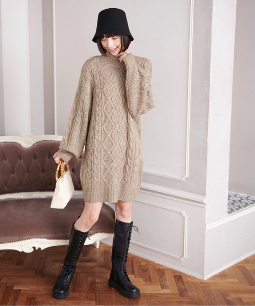 FREE'S MART（フリーズマート）の「◆ウール混ケーブルハイネックミニワンピース（ワンピース・レディース・ホワイト/ブルー/ブラウン・SMALL/MEDIUM）」の8枚目の写真