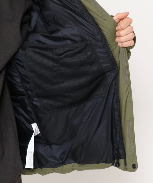 MOUNTAIN HARDWEAR（マウンテンハードウェアー）の「【Mountain Hardwear】ネバダンダウンパーカ（ダウンジャケット/コート・メンズ・ベージュ/グリーン/ブラック・L/S/M）」の8枚目の写真
