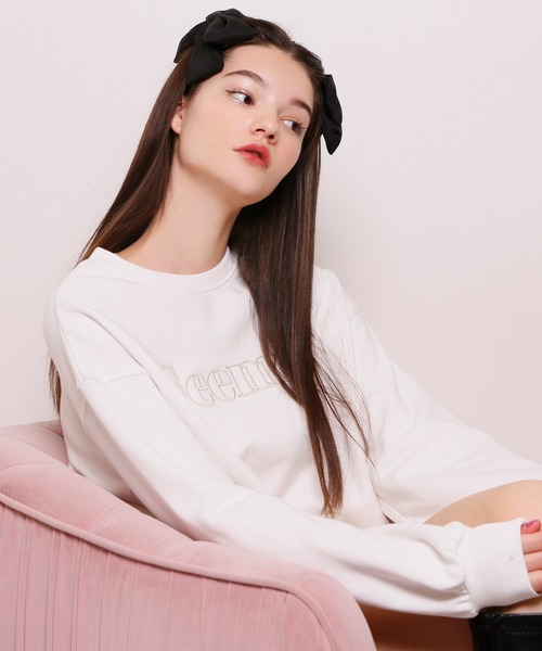 Seemi. byNICECLAUP（ シーミーバイナイスクラップ）の「【Seemi】Seemiオーバーサイズスウェット（スウェット・レディース・オフホワイト/杢グレー/ブラック・FREE）」の4枚目の写真