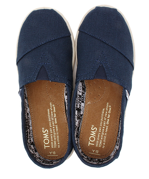 TOMS（トムス）の「BK TOMS CLASSICS YOUTH◆（その他シューズ・キッズ・ネイビー/オフホワイト・19cm/18cm）」の7枚目の写真