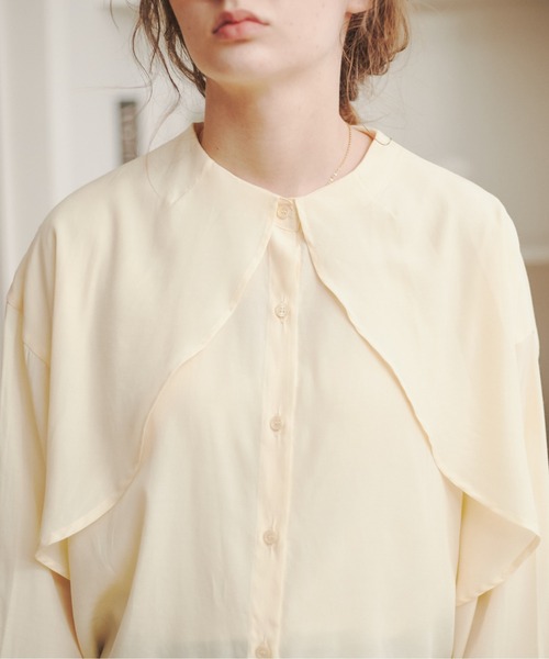 ANGIE(アンジー)の「ケープブラウス(シャツ/ブラウス・レディース・イエロー/スミクロ/アイボリー・FREE)」の17枚目の写真