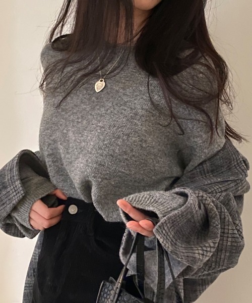 Vipoa（ヴィポア）の「ベーシックニットプルオーバー（ニット/セーター・レディース・ベージュ/ブルー/ブラウン/グレー/ピンク/ブラック・FREE）」の3枚目の写真