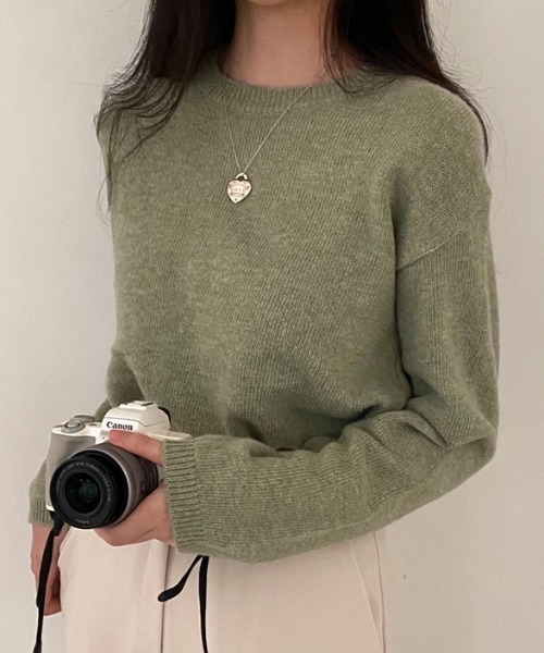 Vipoa（ヴィポア）の「ベーシックニットプルオーバー（ニット/セーター・レディース・ベージュ/ブルー/ブラウン/グレー/ピンク/ブラック・FREE）」の7枚目の写真