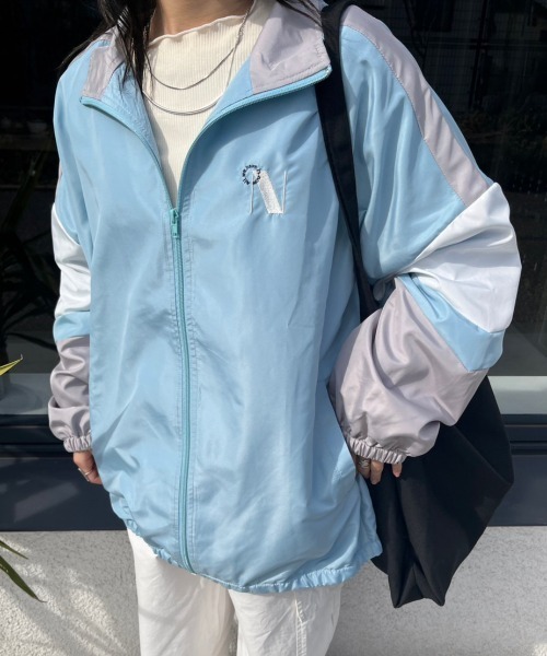nemne store(ネンネストア)の「【低身長用サイズあり】配色ジップアップナイロンブルゾン(ブルゾン・レディース・ブルー/アイボリー/ネイビー・SMALL/MEDIUM)」の19枚目の写真