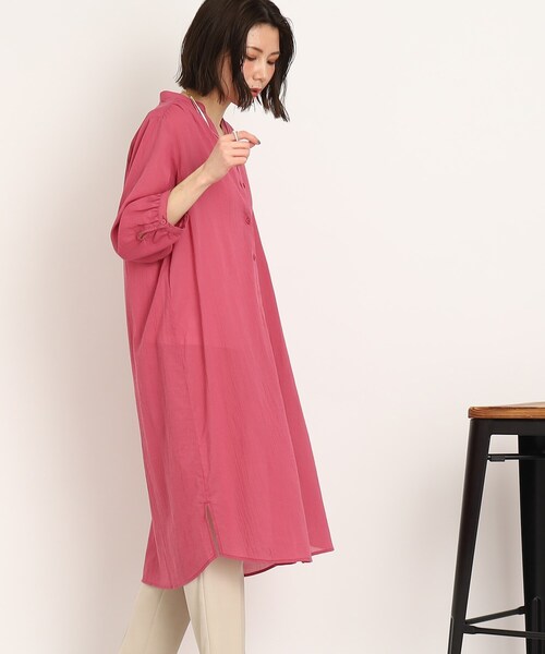 SHOO・LA・RUE（シューラルー）の「◆【プチプラ/高見え】レイヤードでこなれ見え ロングシャツ（シャツ/ブラウス・レディース・ピンク系/ブラック/ブルー/ナチュラル・02/03/04）」の11枚目の写真