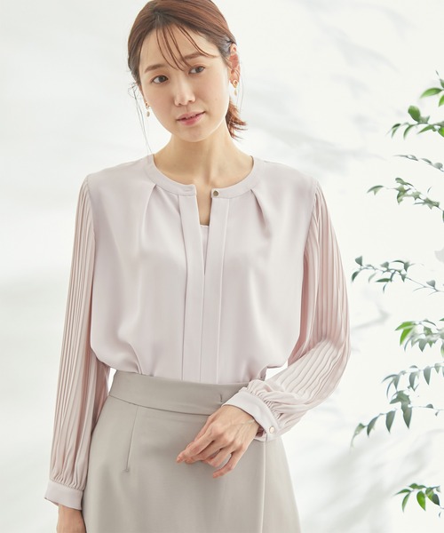 ROPE' PICNIC(ロペピクニック)の「洗える/プリーツスリーブブラウス(シャツ/ブラウス・レディース・ホワイト/ネイビー/サックスブルー/ラベンダー・38)」の4枚目の写真