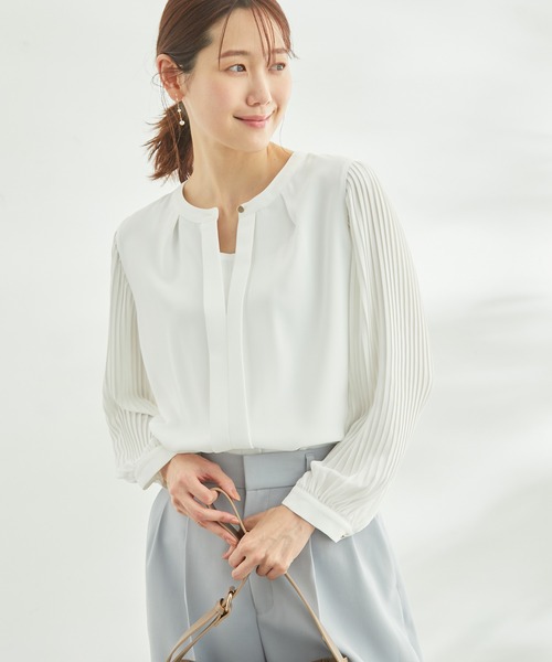 ROPE' PICNIC(ロペピクニック)の「洗える/プリーツスリーブブラウス(シャツ/ブラウス・レディース・ホワイト/ネイビー/サックスブルー/ラベンダー・38)」の17枚目の写真