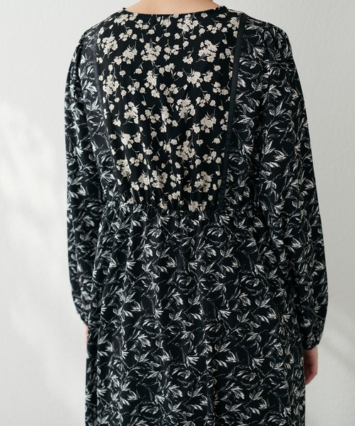 配色テープ使いオリエンタル柄ワンピース（ワンピース）｜natural