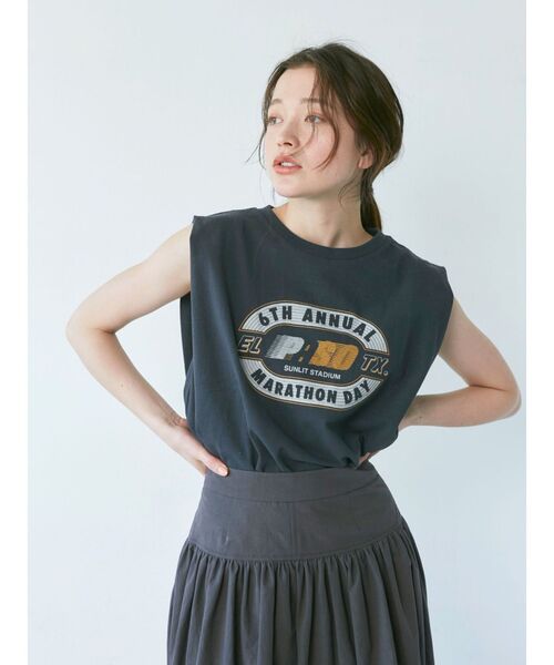 Ungrid（アングリッド）の「ヴィンテージロゴノースリトップス（タンクトップ・レディース・オレンジ/オフホワイト/チャコールグレー・FREE）」の3枚目の写真