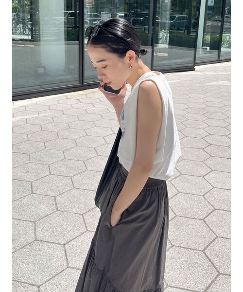 Ungrid（アングリッド）の「ヴィンテージロゴノースリトップス（タンクトップ・レディース・オレンジ/オフホワイト/チャコールグレー・FREE）」の4枚目の写真