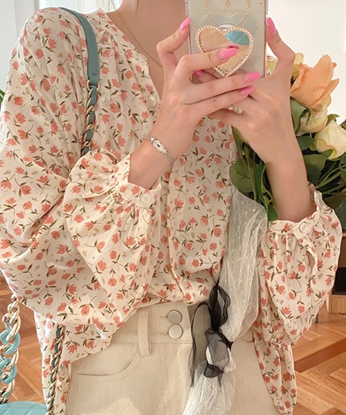 Amulet(アミュレット)の「花柄フェミニンブラウス(シャツ/ブラウス・レディース・イエロー/ホワイト・L/M/XL)」の10枚目の写真