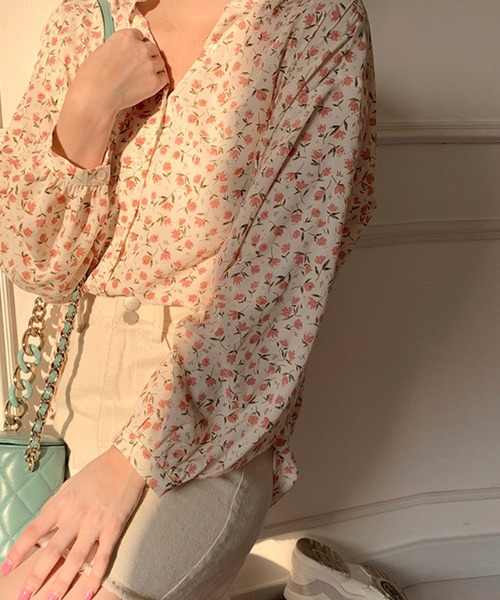 Amulet(アミュレット)の「花柄フェミニンブラウス(シャツ/ブラウス・レディース・イエロー/ホワイト・L/M/XL)」の6枚目の写真