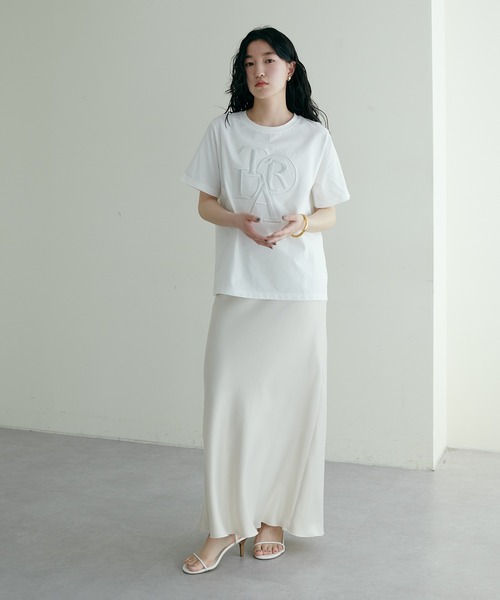 LARUTA(ラルータ)の「【LARUTA】厚盛ロゴ刺繍T(Tシャツ/カットソー・レディース・チャコールグレー/ベージュ/オフホワイト/カーキ・FREE)」の10枚目の写真