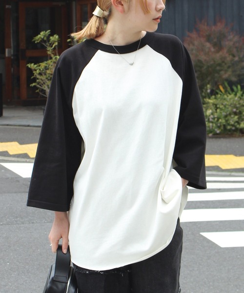 SCREEN STARS(スクリーンスターズ)の「【ZOZO限定】オーバーサイズラグランTシャツ(Tシャツ/カットソー・レディース・ネイビー/グリーン/ブラック・M/L)」の1枚目の写真