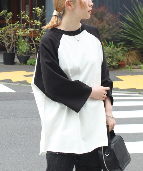 SCREEN STARS(スクリーンスターズ)の「【ZOZO限定】オーバーサイズラグランTシャツ(Tシャツ/カットソー・レディース・ネイビー/グリーン/ブラック・M/L)」の9枚目の写真