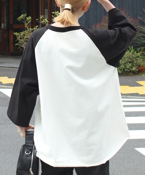 SCREEN STARS(スクリーンスターズ)の「【ZOZO限定】オーバーサイズラグランTシャツ(Tシャツ/カットソー・レディース・ネイビー/グリーン/ブラック・M/L)」の11枚目の写真