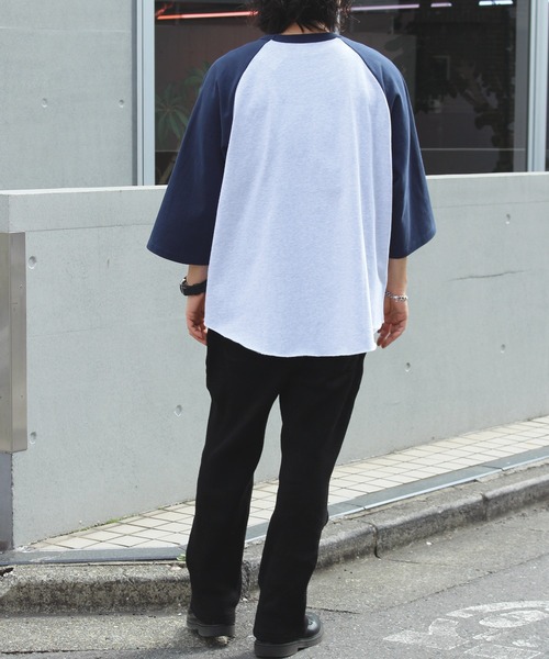 SCREEN STARS(スクリーンスターズ)の「【ZOZO限定】オーバーサイズラグランTシャツ(Tシャツ/カットソー・レディース・ネイビー/グリーン/ブラック・M/L)」の4枚目の写真