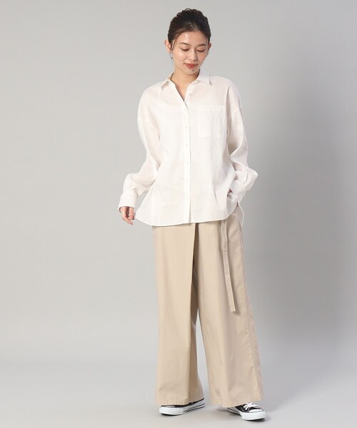 UNTITLED（アンタイトル）の「◆【さらっと羽織れる／接触冷感／洗える】リネン混ベーシックシャツ（シャツ/ブラウス・レディース・オフホワイト/オレンジ/ブルー/ライトグリーン/グレー系その他/ライトパープル/ライトベージュ・00/01/02/03/04/44/46/48/50）」の20枚目の写真