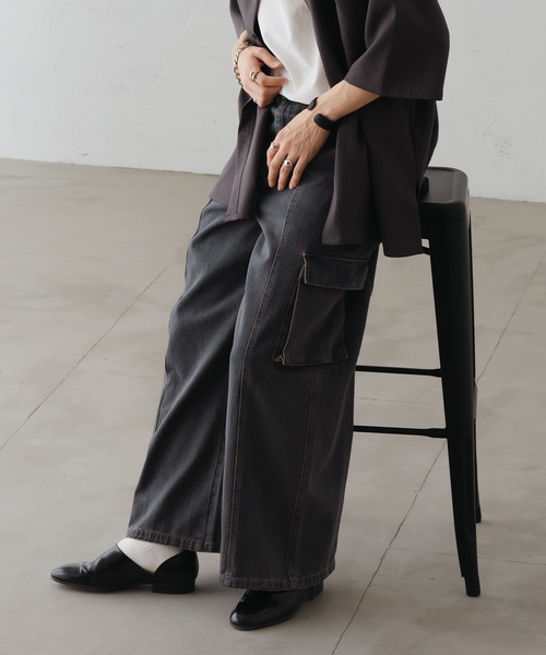 epnok（エプノック）の「バギーワイドフレアカーゴデニム（デニムパンツ・メンズ・グレイッシュブルー/ブラック/ライトブルー/インディゴブルー・SMALL/MEDIUM/LARGE）」の4枚目の写真