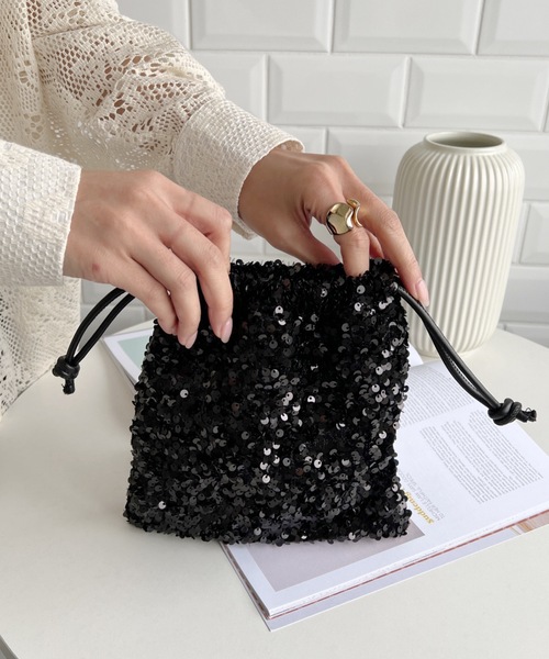 MYMOOD.（マイムード）の「2WAYスパンコール巾着ミニショルダー（ショルダーバッグ・レディース・シルバー/ブラック・FREE）」の10枚目の写真