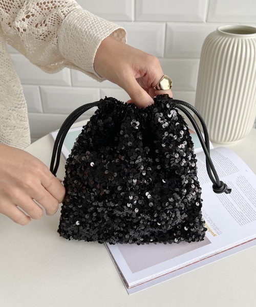 MYMOOD.（マイムード）の「2WAYスパンコール巾着ミニショルダー（ショルダーバッグ・レディース・シルバー/ブラック・FREE）」の9枚目の写真