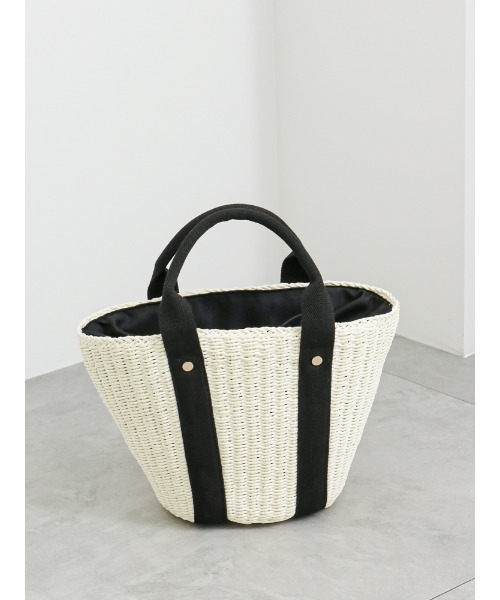 Te chichi(テチチ)の「テープハンドルペーパートートバッグ(ハンドバッグ・レディース・キャメル/ホワイト/グレー・フリ-)」の1枚目の写真