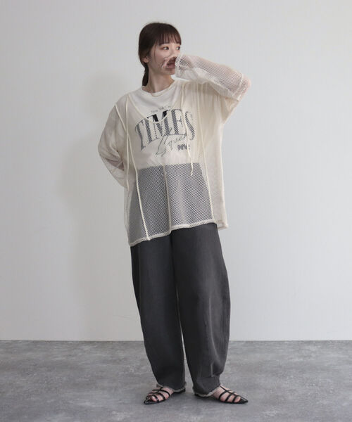 fredy emue（フレディエミュ）の「【fredyemueフレディエミュ】2WAYメッシュプルオーバー（Tシャツ/カットソー・レディース・ラベンダー/アイボリー/チャコールグレー・38）」の4枚目の写真