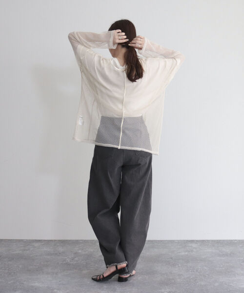 fredy emue（フレディエミュ）の「【fredyemueフレディエミュ】2WAYメッシュプルオーバー（Tシャツ/カットソー・レディース・ラベンダー/アイボリー/チャコールグレー・38）」の7枚目の写真