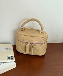 Silly | 【アクセ感覚で使えるミニバッグ！】キルティングバニティチェーンバッグ(ショルダーバッグ)