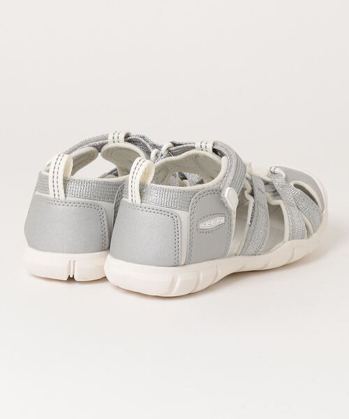 KEEN(キーン)の「SEACAMP II CNX / シーキャンプ ツー シーエヌエックス ★Collaboration with Omas Hande / キッズ サンダル(サンダル・キッズ・シルバー・22cm/21cm/23.5cm/20cm/22.5cm)」の3枚目の写真