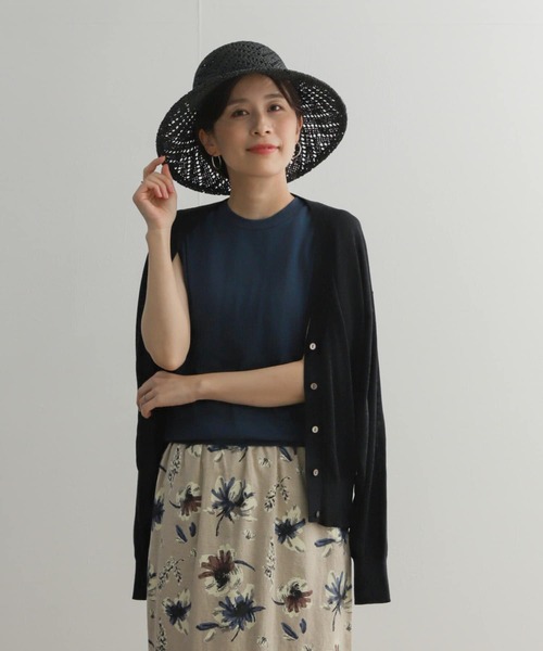 URBAN RESEARCH DOORS（アーバンリサーチドアーズ）の「ウォッシャブルニットVネックカーディガン（カーディガン/ボレロ・レディース・ベージュ/ブラック・MEDIUM）」の14枚目の写真