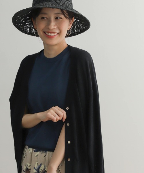 URBAN RESEARCH DOORS（アーバンリサーチドアーズ）の「ウォッシャブルニットVネックカーディガン（カーディガン/ボレロ・レディース・ベージュ/ブラック・MEDIUM）」の4枚目の写真