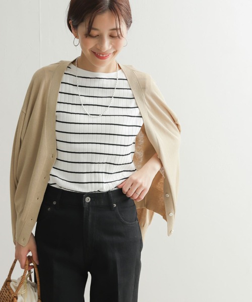 URBAN RESEARCH DOORS（アーバンリサーチドアーズ）の「ウォッシャブルニットVネックカーディガン（カーディガン/ボレロ・レディース・ベージュ/ブラック・MEDIUM）」の5枚目の写真