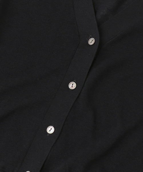 URBAN RESEARCH DOORS（アーバンリサーチドアーズ）の「ウォッシャブルニットVネックカーディガン（カーディガン/ボレロ・レディース・ベージュ/ブラック・MEDIUM）」の13枚目の写真