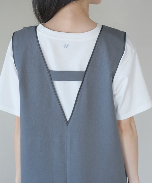 VIS（ビス）の「【防シワ】パウダリーツイルIラインジャンパースカート（ジャンパースカート・レディース・ブラック/チャコールグレー・FREE）」の13枚目の写真