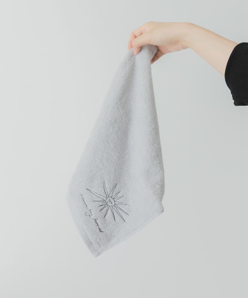 URBAN RESEARCH DOORS(アーバンリサーチドアーズ)の「DOORS LIVING PRODUCTS Hand Towel gray(タオル・レディース・ライトグレー・-)」の2枚目の写真