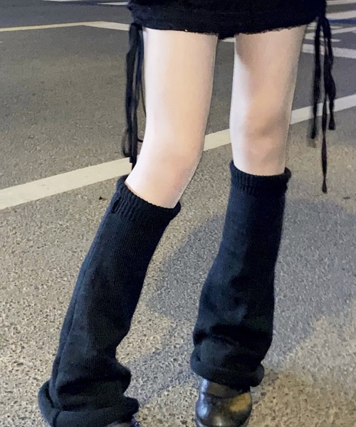 ALTROSE（アルトローズ）の「Y2Kシンプル 韓国 レッグカバー レッグウォーマー ニット（レッグウォーマー・レディース・ブラック/ホワイト/ベージュ・FREE）」の6枚目の写真