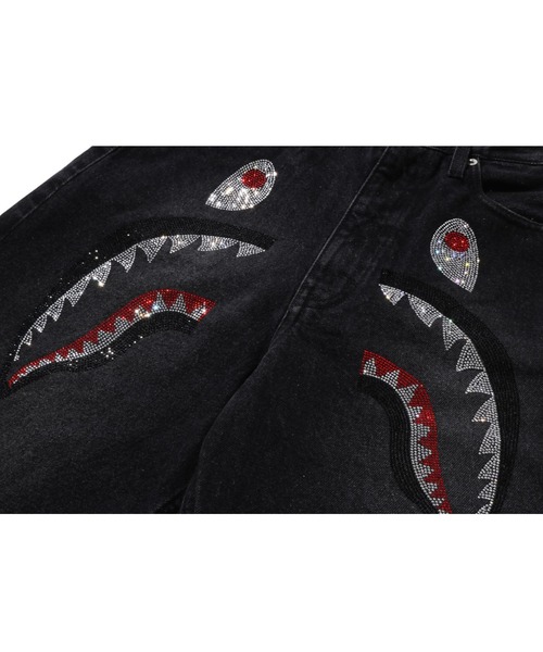 A BATHING APE（アベイシングエイプ）の「CRYSTAL STONE SHARK HIGH