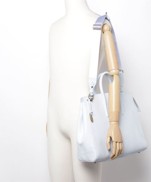 TOFF&LOADSTONE(トフアンドロードストーン)の「ジョリー リザード(L)with テープショルダーストラップ(ビジネスバッグ・レディース・グレー系その他2/ブルー系・FREE)」の22枚目の写真