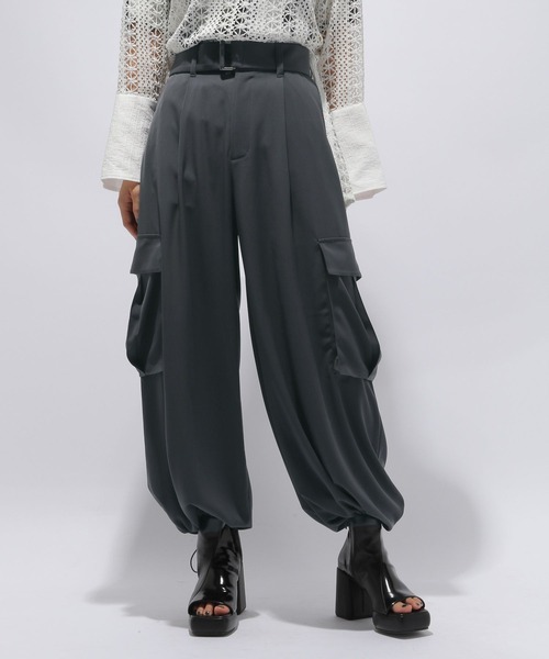 HARE 2way ベルテッドタック カーゴパンツ HARE（ハレ）の「2WAYベルテッドタックカーゴパンツ(HARE